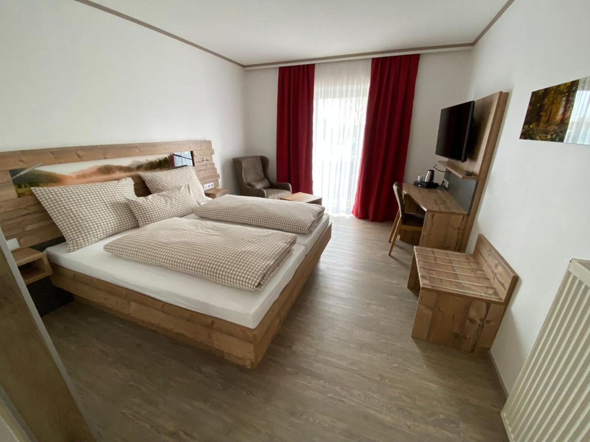 Hotel-Landgasthof Ploss Schonwald  Dış mekan fotoğraf