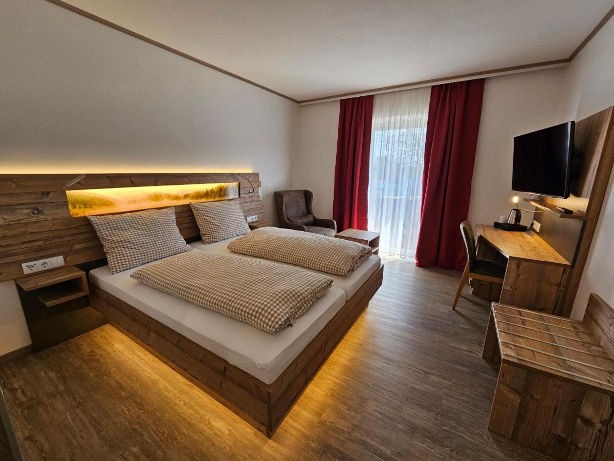 Hotel-Landgasthof Ploss Schonwald  Dış mekan fotoğraf